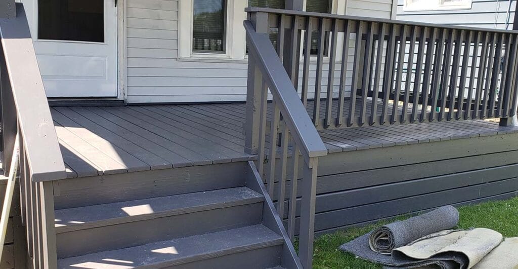 Deck and Fence Staining near Cleveland